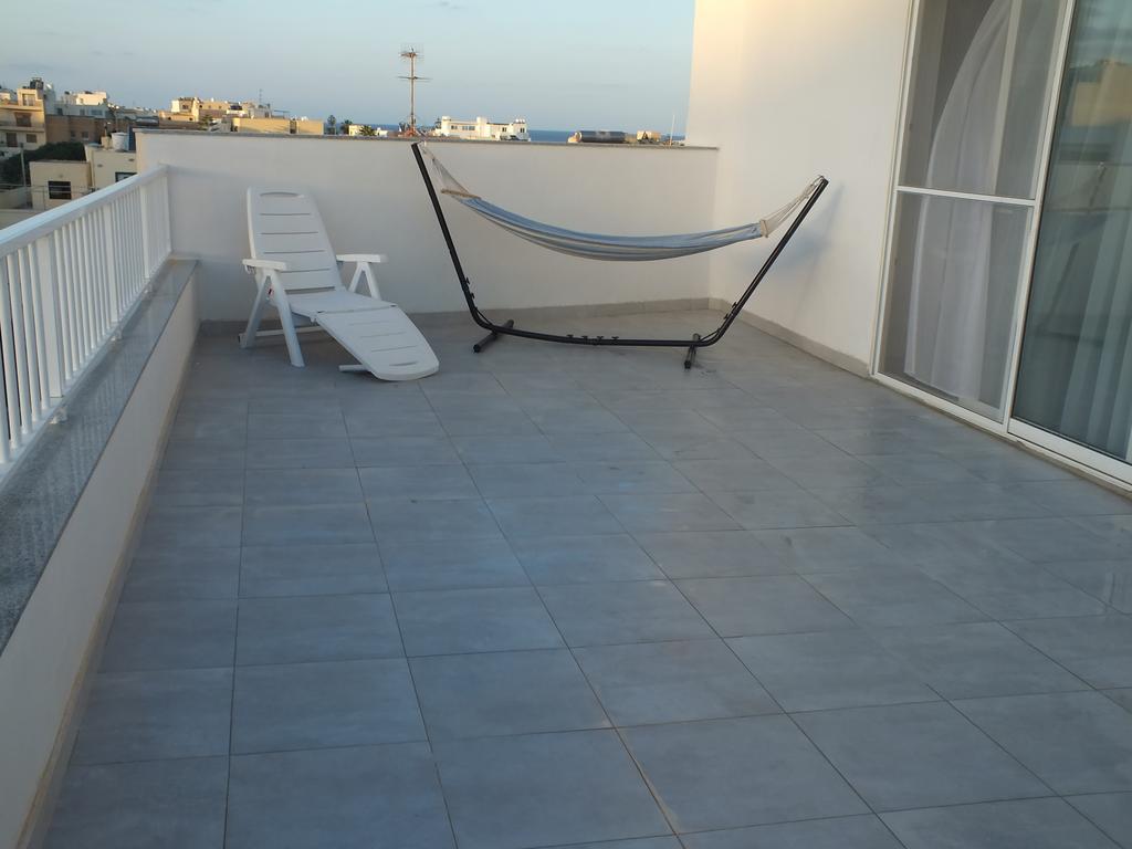 Penthouse Next To The Beach Marsaskala Eksteriør bilde